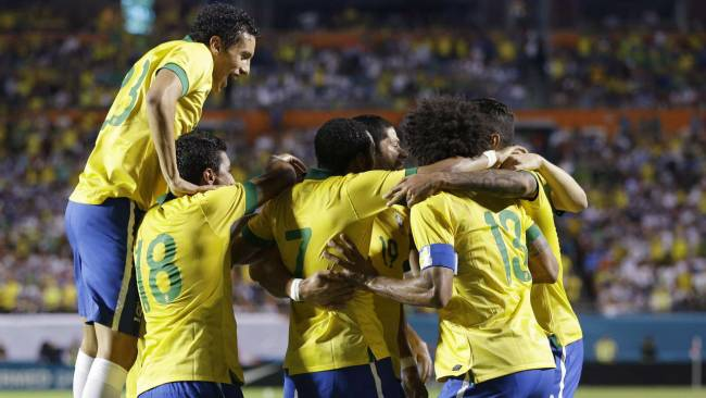 名单后稍显 名单后稍显