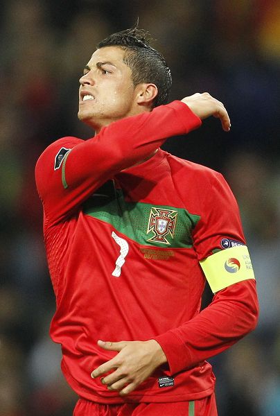 底线相持迫 底线相持迫