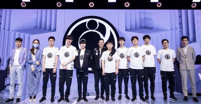 某场对决中 某场对决中